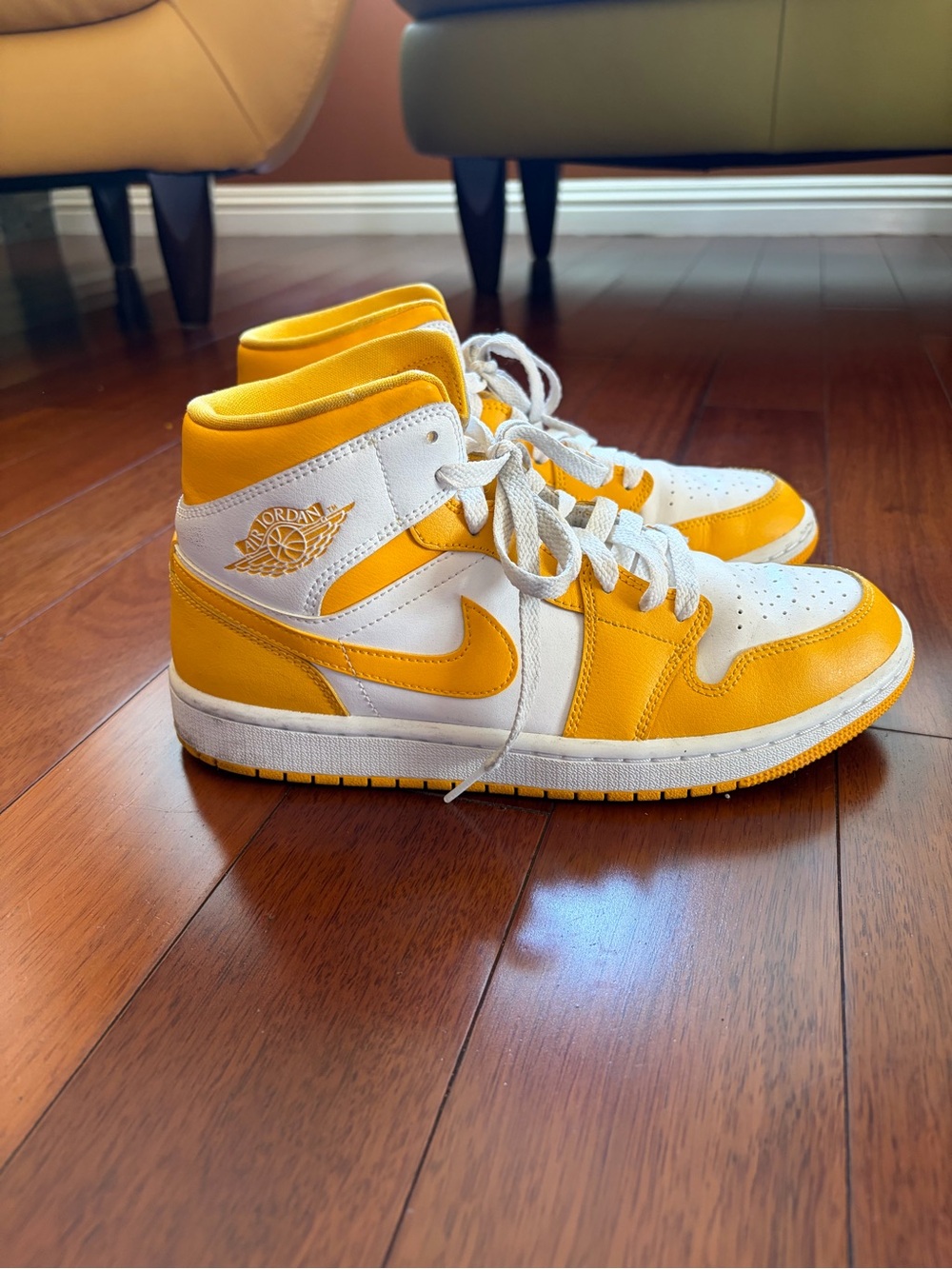 Jordan Kids' High-Top Sneakers - White and Yellow